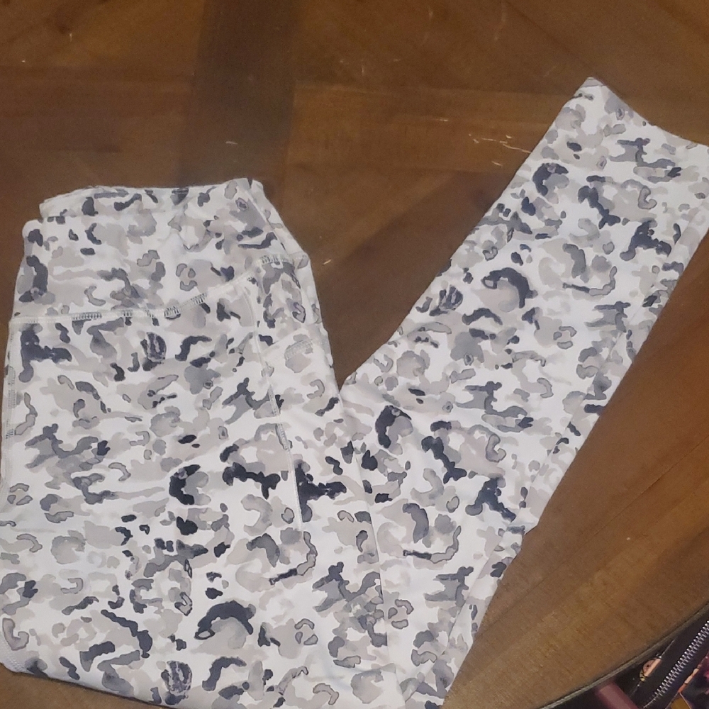 Avia White Activewear